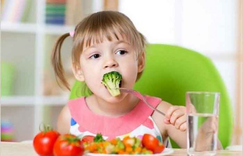 میان وعده برای کودکان
