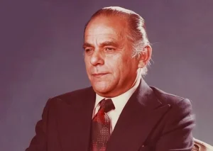 زندگینامه فریدون مشیری - بیوگرافی فریدون مشیری شاعر