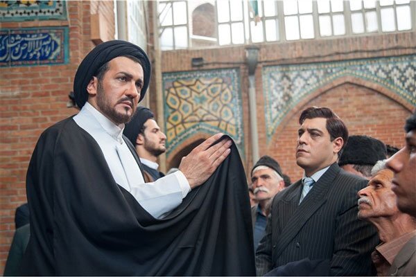 حسام نواب صفوی در معمای شاه