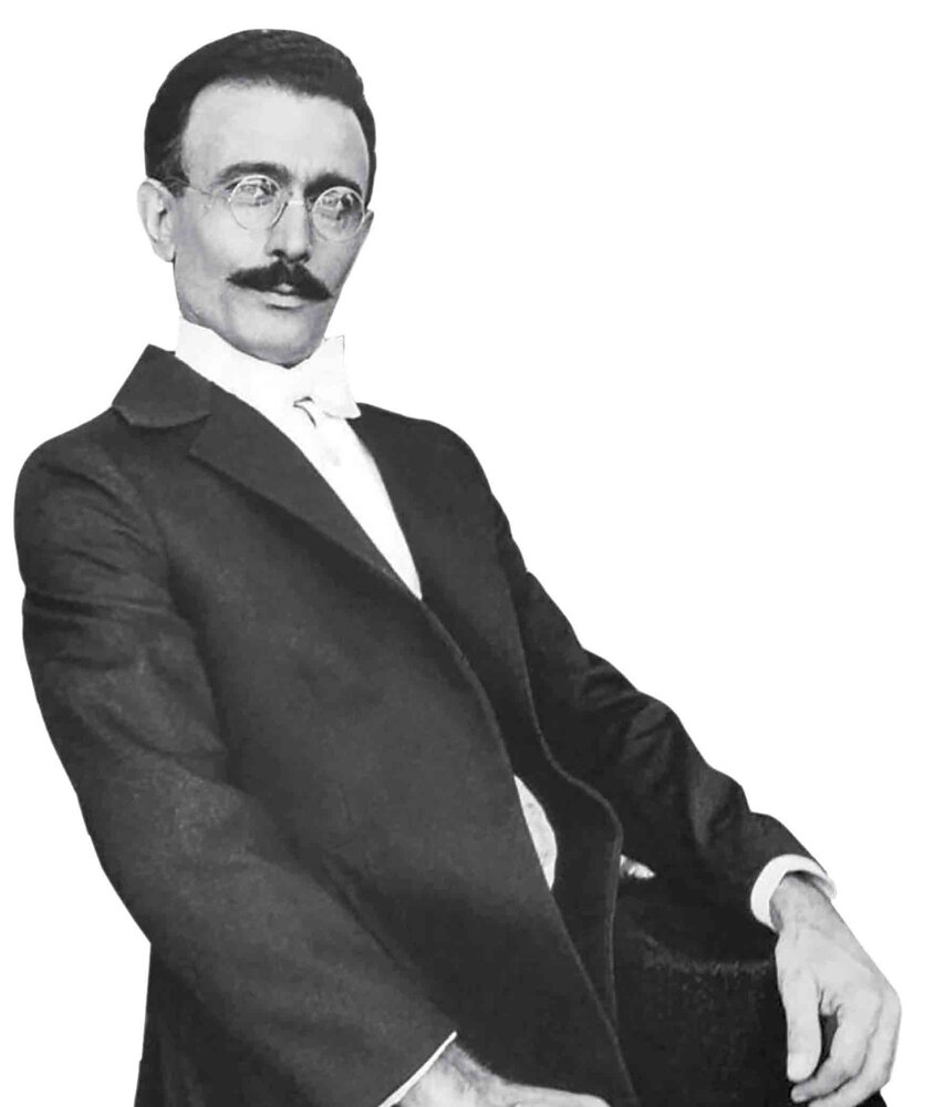 پرویز پورحسینی در هزاردستان