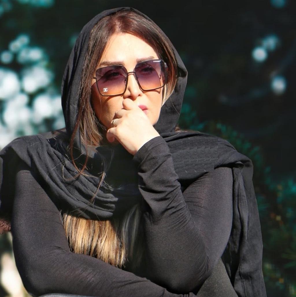 بیوگرافی سارا منجزی