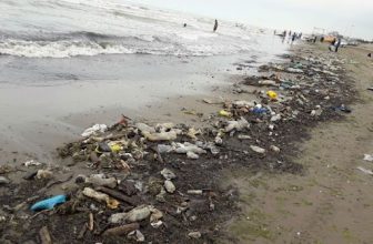منابع آلوده کننده دریاها