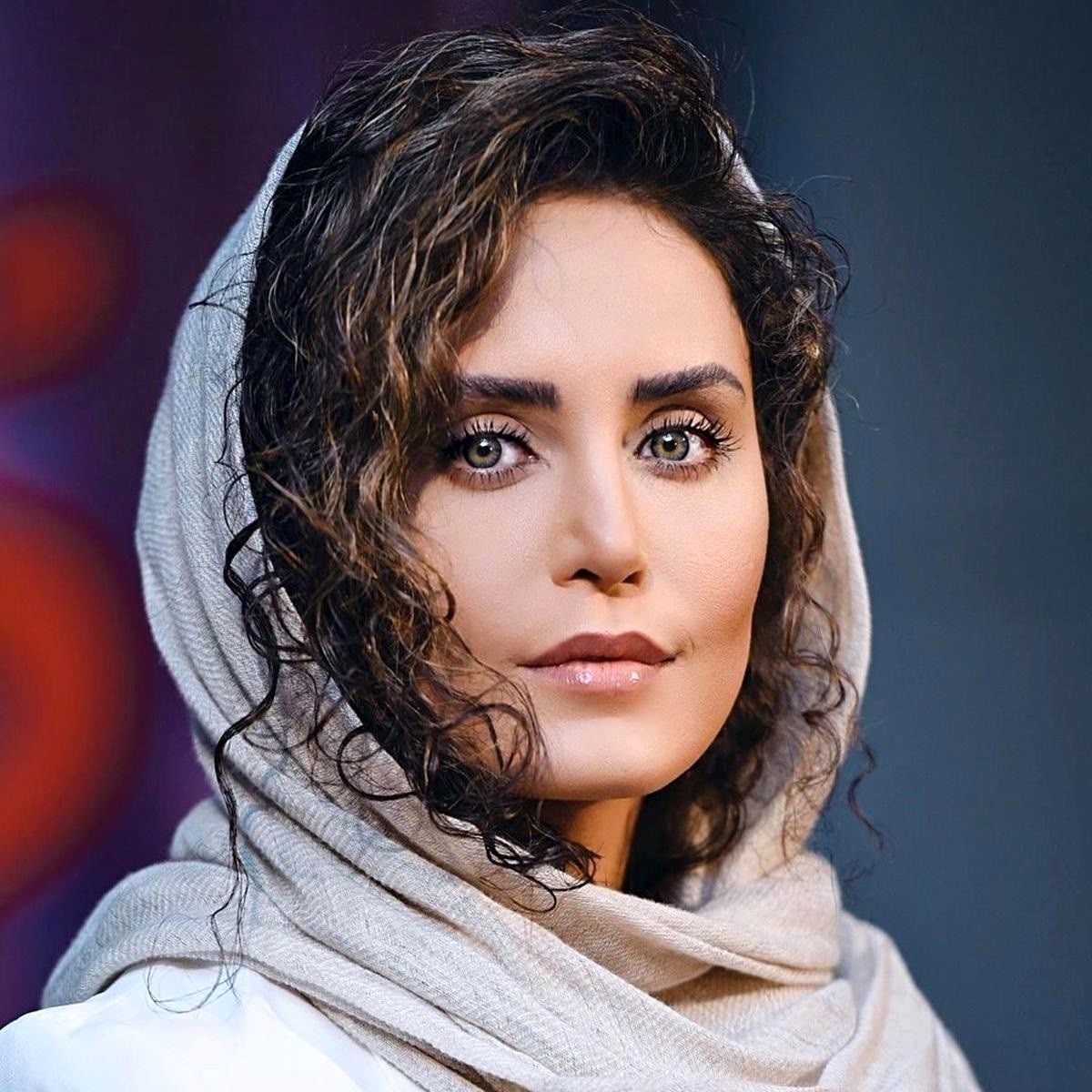 بیوگرافی الناز شاکردوست