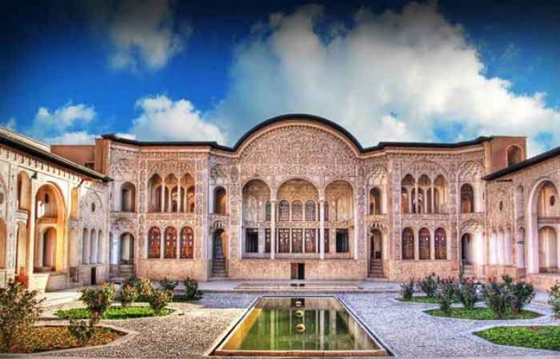 خانه طباطبایی ها