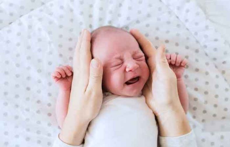 کج گرفتن گردن نوزاد