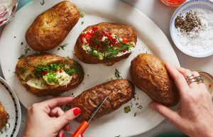 طرز تهیه غذا با سیب زمینی