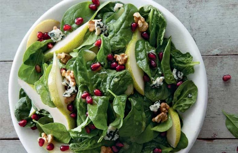 طرز تهیه سالاد اسفناج با رب انار