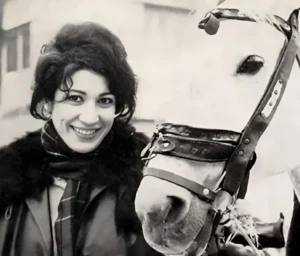 بیوگرافی فروغ فرخزاد - زندگینامه فروغ فرخزاد