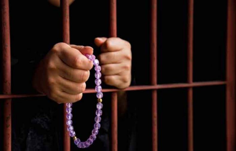 مناجات حضرت علی در مسجد کوفه