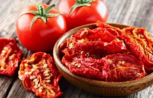 خواص گوجه فرنگی خشک شده