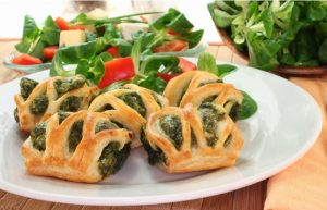 طرز تهیه غذا با اسفناج