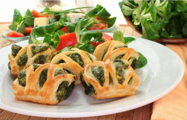 طرز تهیه غذا با اسفناج