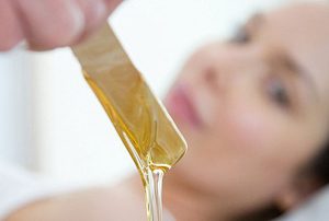 وکس ناحیه تناسلی در خانه