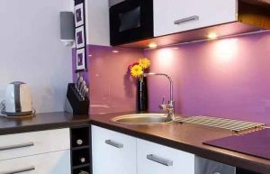شیشه بین کابینتی