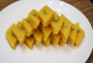 طرز تهیه حلوا لوزی