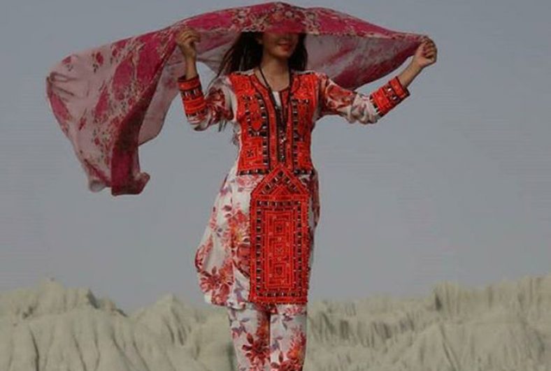 لباس محلی زنان بلوچی