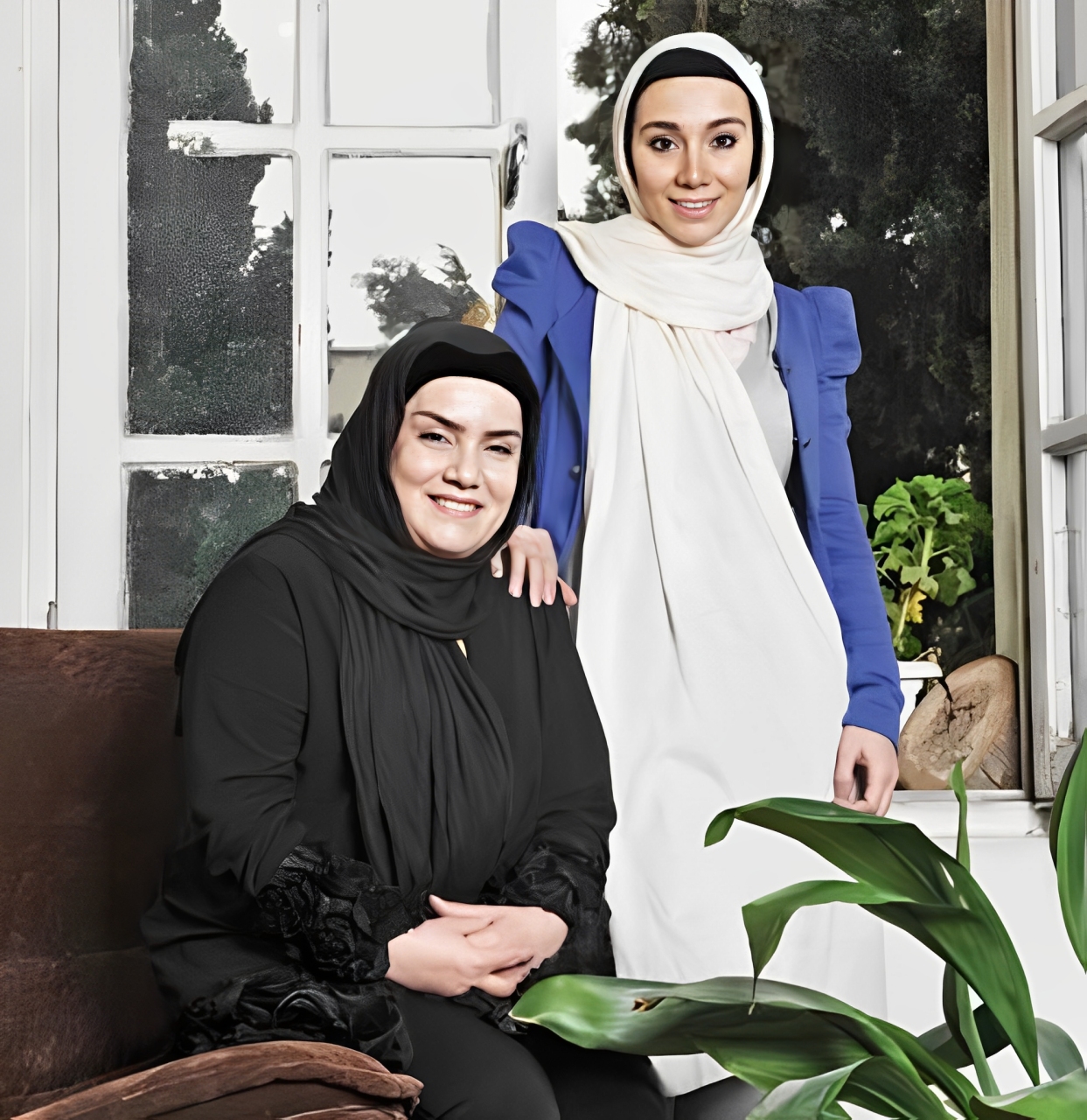 خاطره حاتمی و مادرش