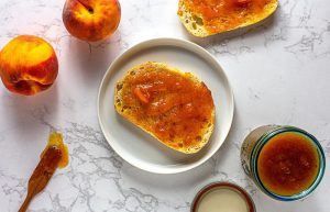 طرز تهیه مربای هلو انجیری
