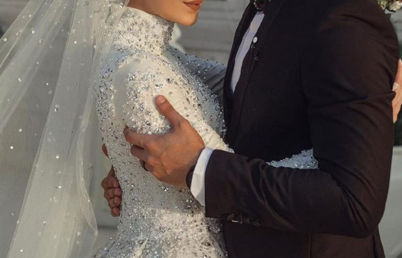 ست لباس عقد عروس و داماد