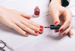 رنگ لاک برای ناخن کوتاه