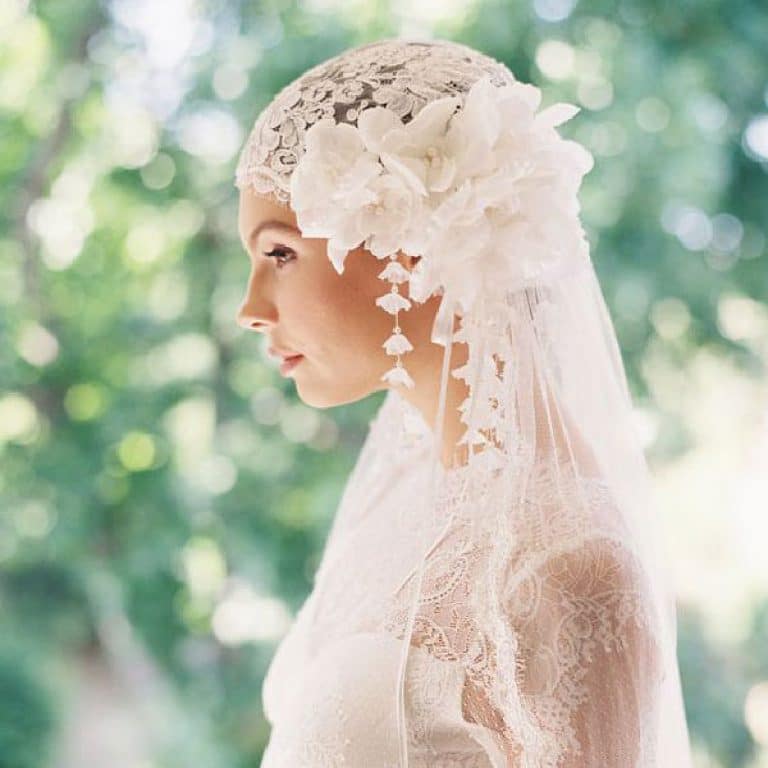مدلهای توربان گیپور گلدار مناسب برای عروس های محجبه