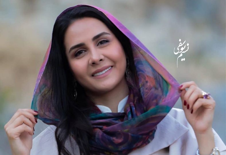 سارا والیانی