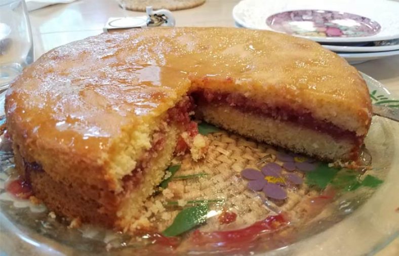 طرز تهیه کیک با شیره انگور