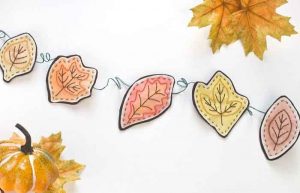 برگ پاییزی گلدوزی شده