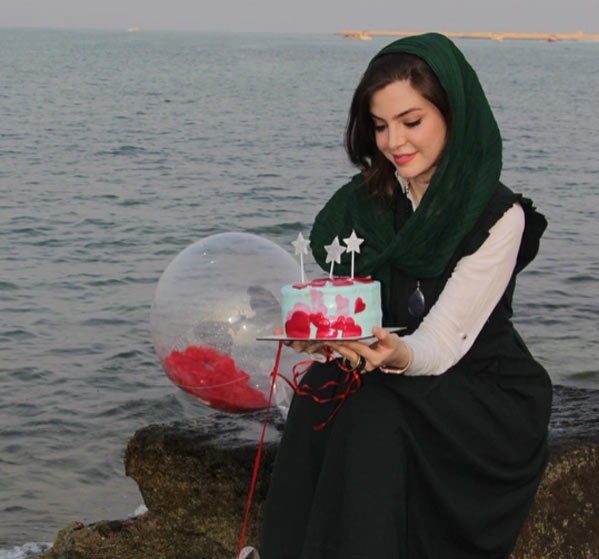 آوا دارویت بازیگر وارش