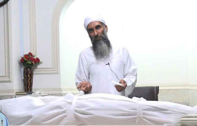 تفاوت کفن زن و مرد