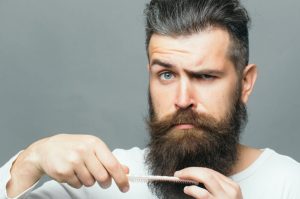 پرپشت شدن ریش و سبیل
