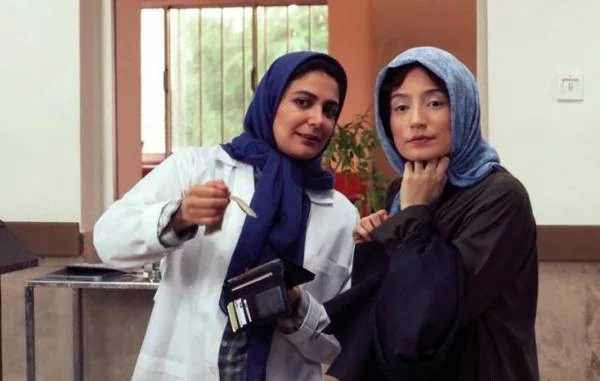 الهام کردا در حوض نقاشی