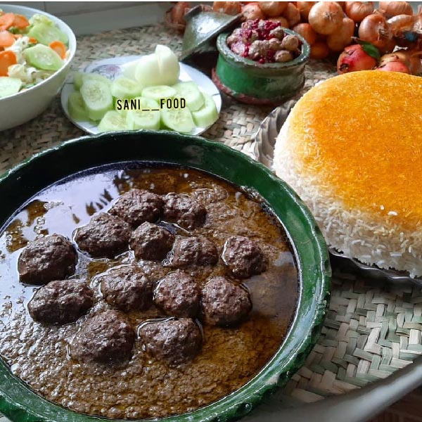 طرز تهیه خورش انار آویج