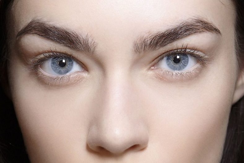 درمان ریزش ابرو