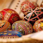 نقاشی و تزیین تخم شترمرغ