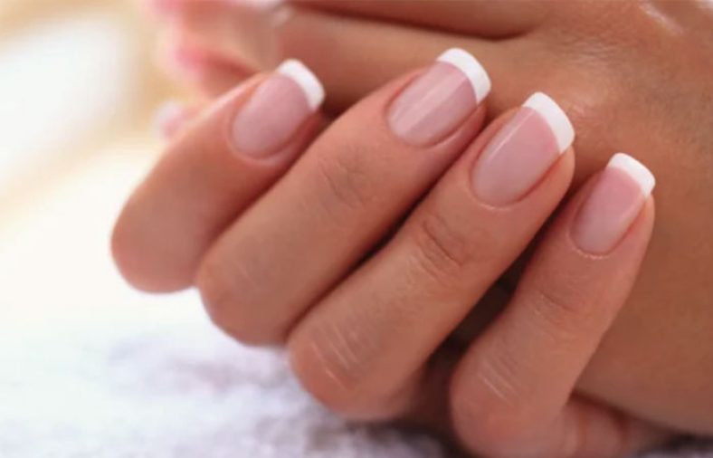 آموزش فرنچ ناخن در خانه