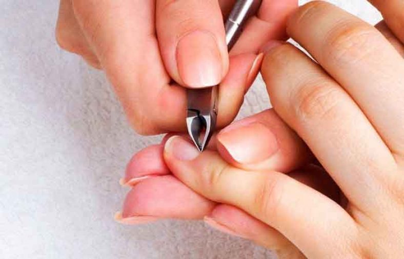 حکم شرعی مانیکور ناخن