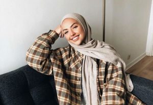 مانتو برای افراد لاغر