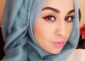 انتخاب روسری و شال بر حسب رنگ پوست