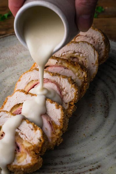 طرز تهیه سس پارمزان خوشمزه