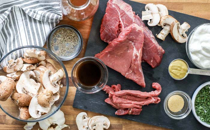 طرز تهیه بیف استراگانف