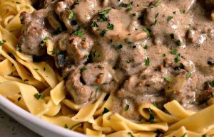 طرز تهیه بیف استراگانف