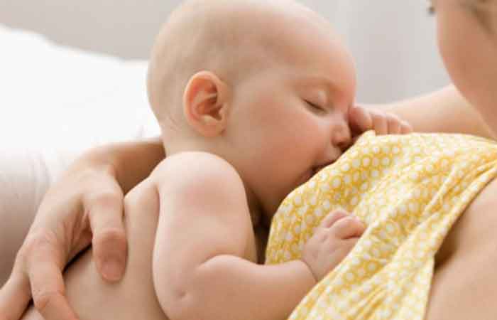 علت زیاد شیر خوردن نوزاد