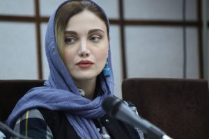 نگین پارسا