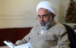 روح الله حسینیان