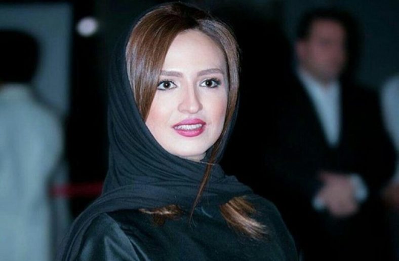 گلاره عباسی