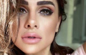 بیوگرافی گونل زینالو
