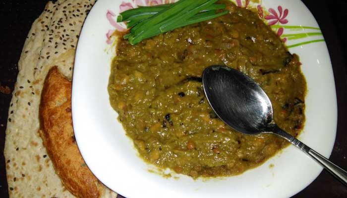 طرز تهیه آش سبزی شیرازی با گوشت