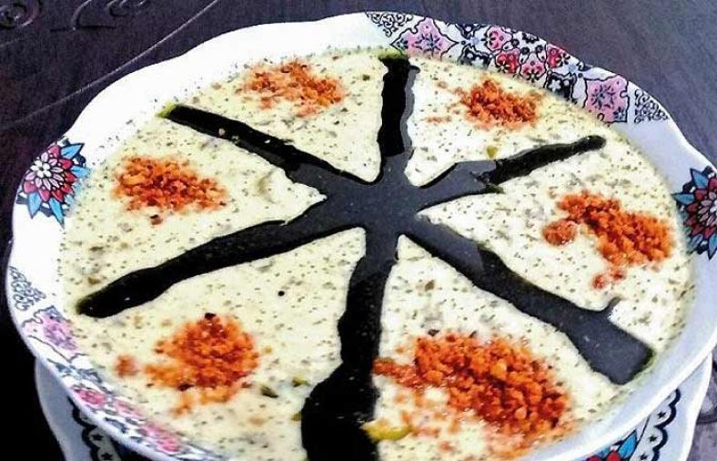طرز تهیه آش ماست