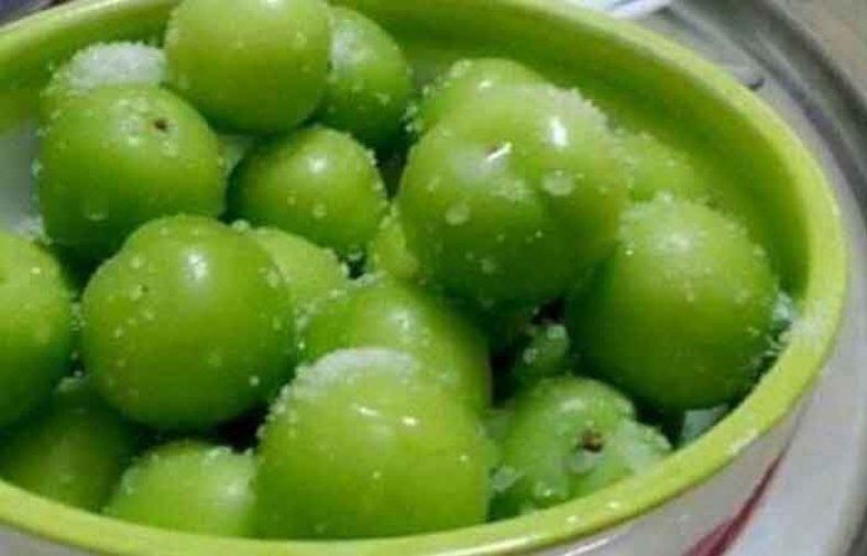 کالری گوجه سبز